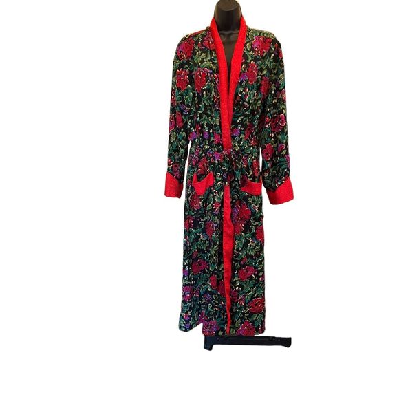 Victoria's Secret Other - VICTORIA’S SECRET Vintage Gold Tag Red Floral Long Robe - size Large